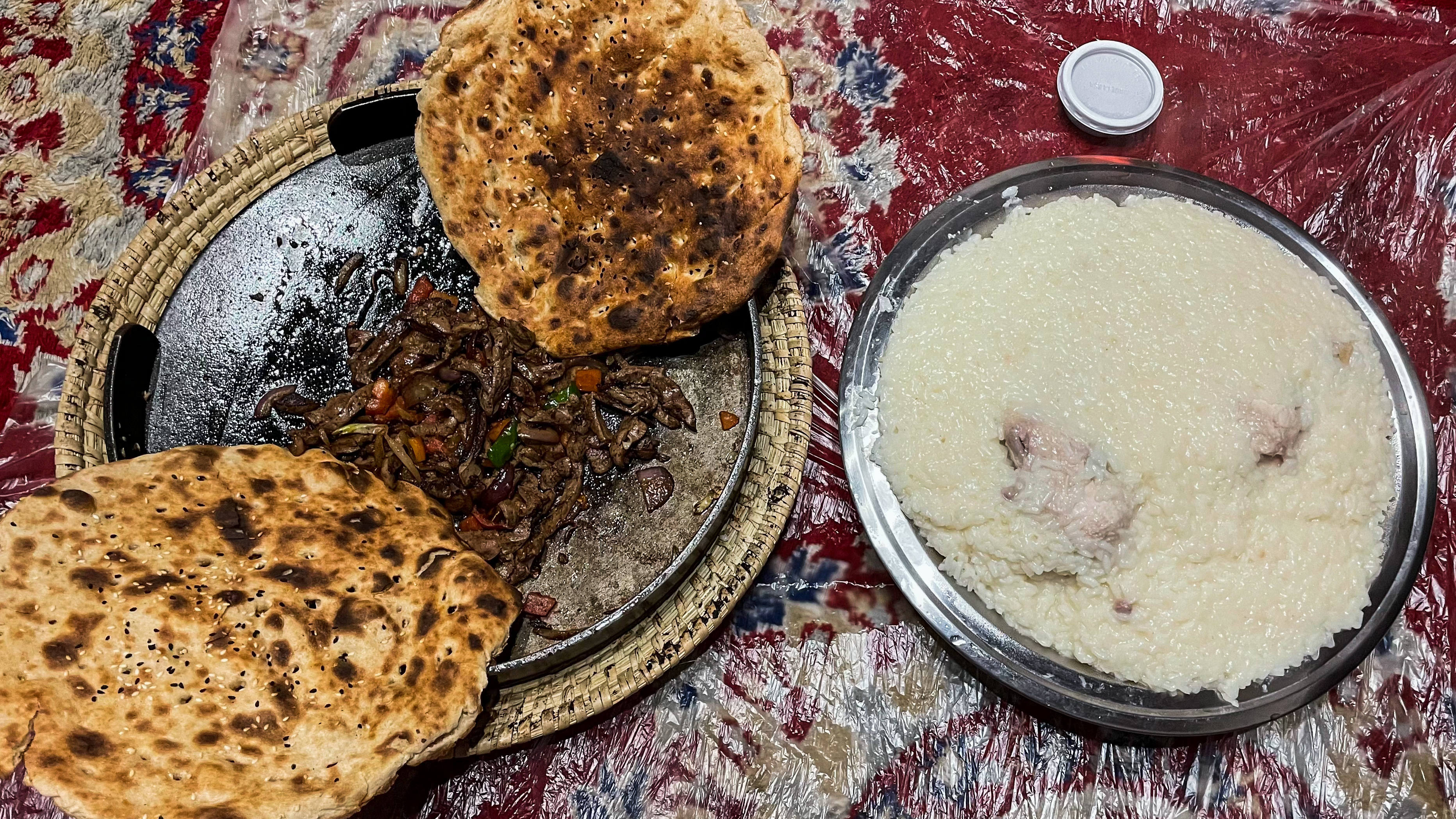 Plats traditionnels de Taïf : le salik (riz crémeux) et le mugalgal (foie)